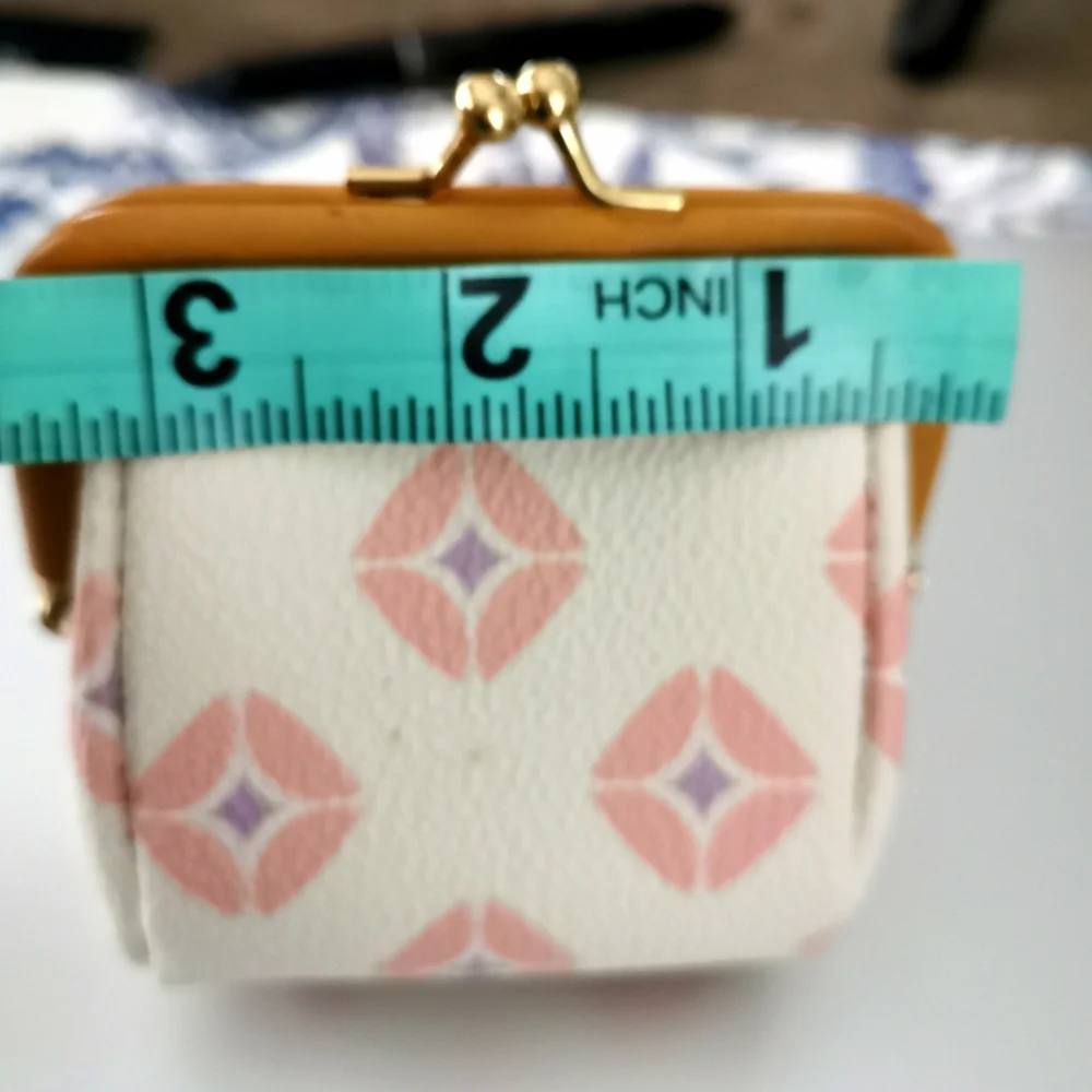 Fossil coin purse vintage RARE white, Pink, Light Brown - Picture 3 of 6